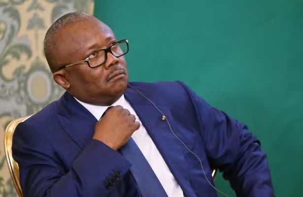 Retour mouvementé à Bissau : Embalo revendique le départ de la délégation de la Cédéao Retour mouvementé à Bissau : Embalo revendique le départ de la délégation de la Cédéao