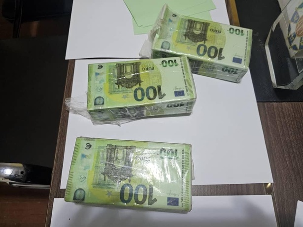 Faux monnayage : Les Douanes Sénégalaises saisissent plus de 2 milliards de francs CFA en billets noirs Faux monnayage : Les Douanes Sénégalaises saisissent plus de 2 milliards de francs CFA en billets noirs