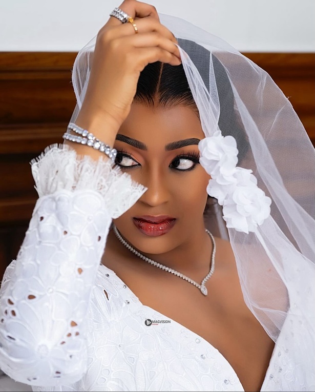 Betty efface toutes les traces de son mariage avec Baye Ndiaye Betty efface toutes les traces de son mariage avec Baye Ndiaye