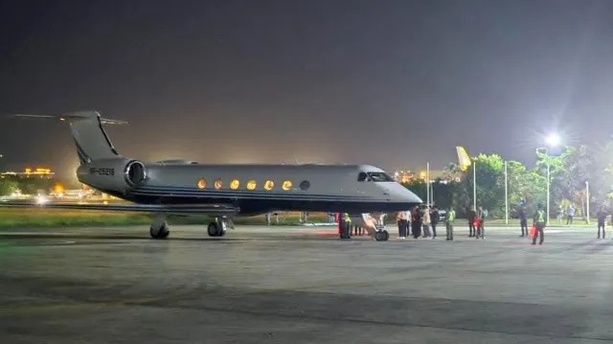 Philippines : l'ex-président Rodrigo Duterte a été remis à la CPI Philippines : l'ex-président Rodrigo Duterte a été remis à la CPI