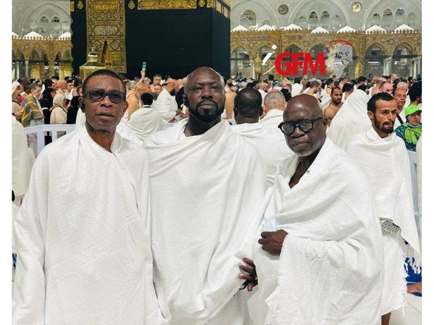 Youssou N’Dour à la Mecque : "Que Dieu, le créateur et l'ultime, accepte notre Omra" (vidéo) Youssou N’Dour à la Mecque : "Que Dieu, le créateur et l'ultime, accepte notre Omra" (vidéo)