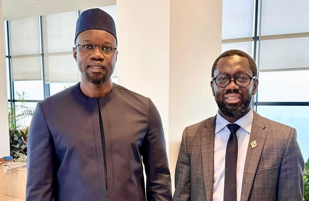 Après des tensions post-législatives, le dialogue s’ouvre entre le PUR et le PASTF Après des tensions post-législatives, le dialogue s’ouvre entre le PUR et le PASTF