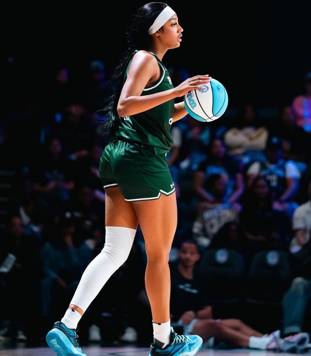 Angel Reese célèbre son sacre avec Unrivaled Basketball : « Nous avons fait l’histoire » Angel Reese célèbre son sacre avec Unrivaled Basketball : « Nous avons fait l’histoire »