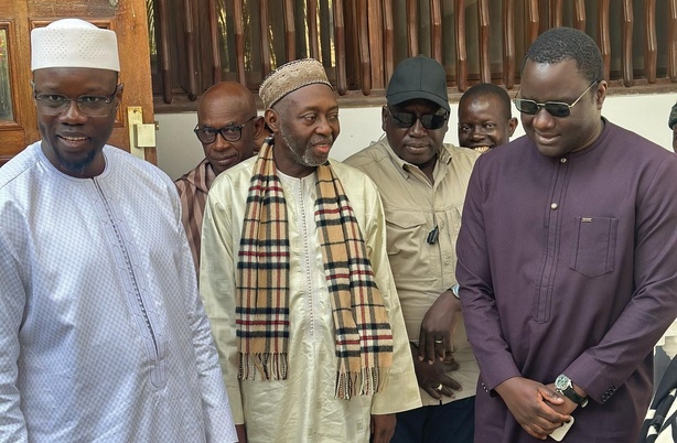Ousmane Sonko chez Mamadou Lamine Diallo Ousmane Sonko chez Mamadou Lamine Diallo