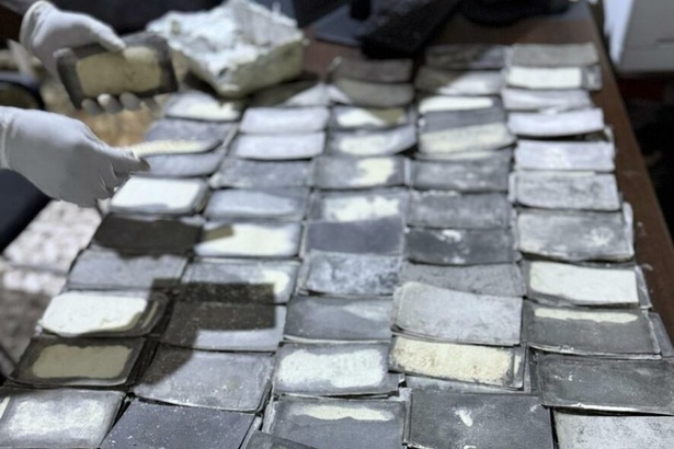 Billets noirs : Coup de filet des Douanes, 4,5 milliards FCFA interceptés Billets noirs : Coup de filet des Douanes, 4,5 milliards FCFA interceptés