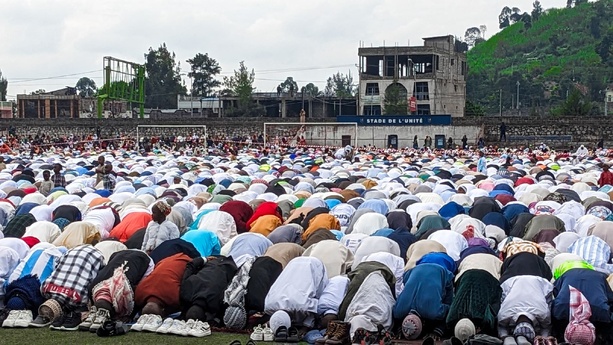 RDC : Après trois ans d’interdiction, les musulmans de Goma célèbrent enfin l’Aïd El-Fitr sous le contrôle du M23-AFC RDC : Après trois ans d’interdiction, les musulmans de Goma célèbrent enfin l’Aïd El-Fitr sous le contrôle du M23-AFC