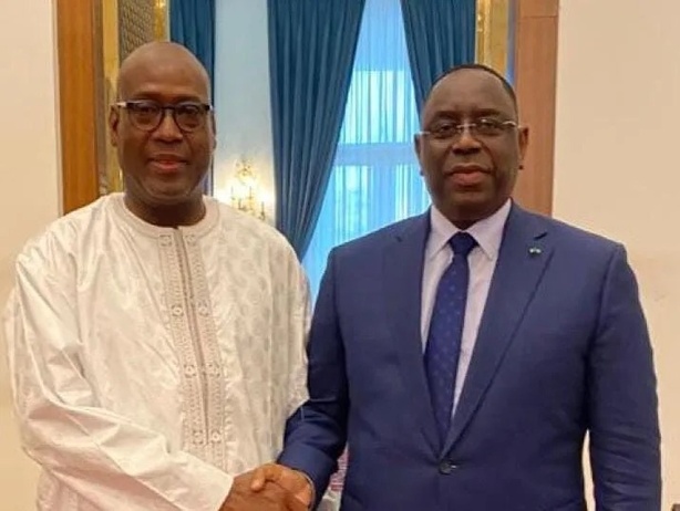 Soupçons de Détournement : Un proche de Macky Sall arrêté Soupçons de Détournement : Un proche de Macky Sall arrêté