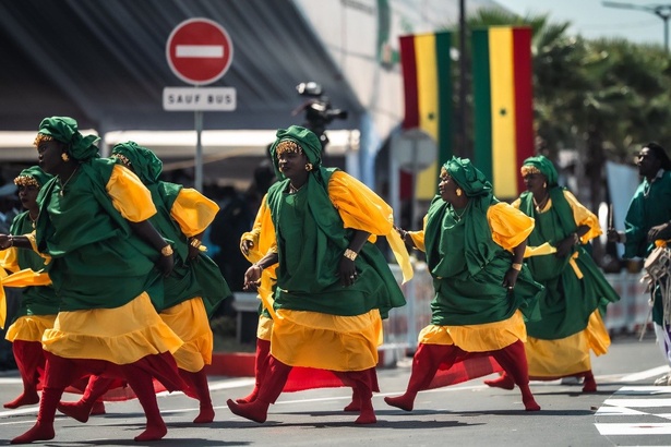 Défilé du 4 avril 2025 : entre patriotisme, diversité culturelle et mémoire historique Défilé du 4 avril 2025 : entre patriotisme, diversité culturelle et mémoire historique