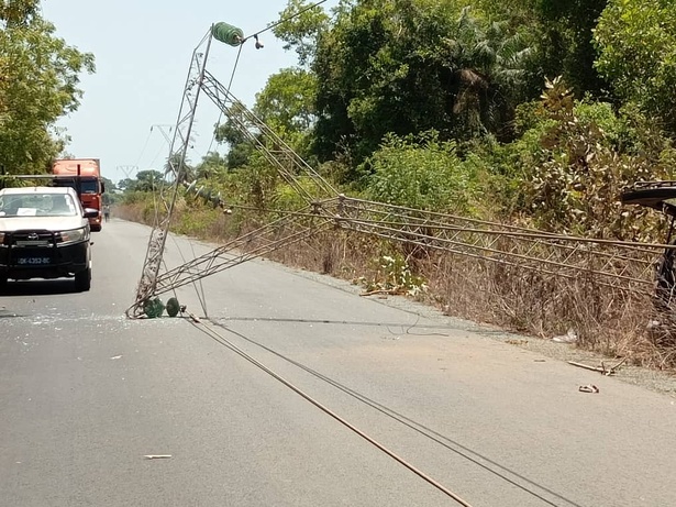 Accident sur l’axe Cap-Skiring–Ziguinchor : la circulation paralysée et plusieurs blessés Accident sur l’axe Cap-Skiring–Ziguinchor : la circulation paralysée et plusieurs blessés