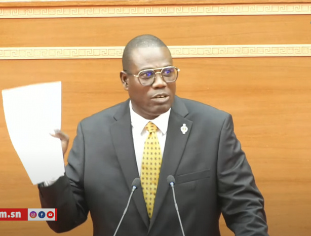 Bara Dolly charge l’ancien régime de l’APR : « On ne peut pas voler l’argent du peuple et faire comme si de rien n’était » Bara Dolly charge l’ancien régime de l’APR : « On ne peut pas voler l’argent du peuple et faire comme si de rien n’était »