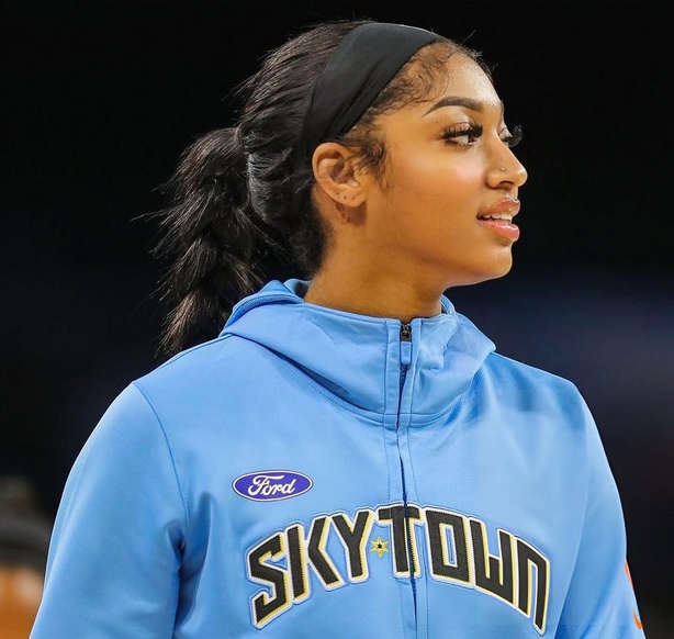 Etats Unis : Angel Reese dépose une plainte de 10 millions de dollars contre Caitlin Clark suite à des accusations publiques Etats Unis : Angel Reese dépose une plainte de 10 millions de dollars contre Caitlin Clark suite à des accusations publiques