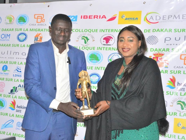 Colloque international sur la migration 2025 : Le journaliste Modou Mbacké Niang honoré pour son engagement sur les questions migratoires Colloque international sur la migration 2025 : Le journaliste Modou Mbacké Niang honoré pour son engagement sur les questions migratoires