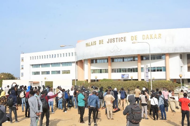 Enquête Fonds Covid-19 : trois procureurs face à la presse ce jeudi Enquête Fonds Covid-19 : trois procureurs face à la presse ce jeudi