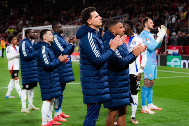 Ligue Europa : L’Olympique Lyonnais s’effondre à Old Trafford au terme d’un match d’anthologie (5-4) Ligue Europa : L’Olympique Lyonnais s’effondre à Old Trafford au terme d’un match d’anthologie (5-4)