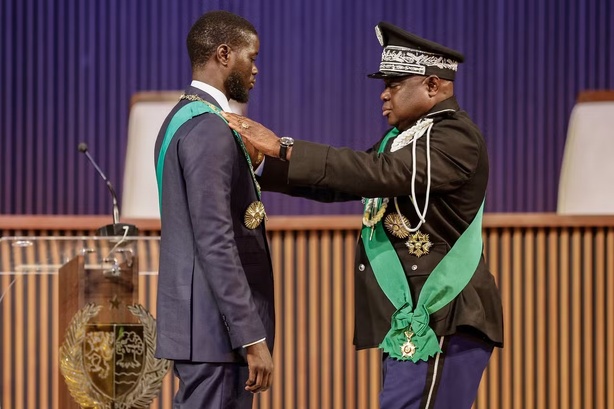 Sénégal : Un député réclame le verrouillage définitif des mandats présidentiels