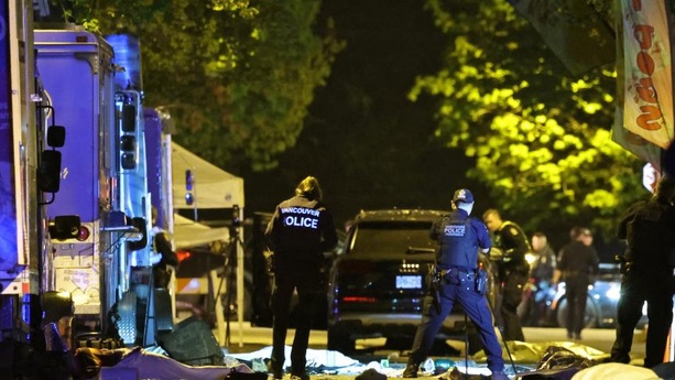 Drame à Vancouver : un automobiliste fonce dans la foule d’un festival philippin, 9 morts Drame à Vancouver : un automobiliste fonce dans la foule d’un festival philippin, 9 morts