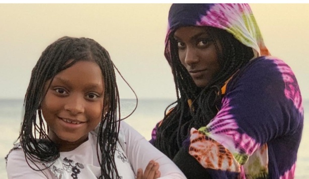 « J’avais seulement 20 ans quand je suis tombée enceinte d’elle » : Le témoignage bouleversant de Halima Gadji « J’avais seulement 20 ans quand je suis tombée enceinte d’elle » : Le témoignage bouleversant de Halima Gadji