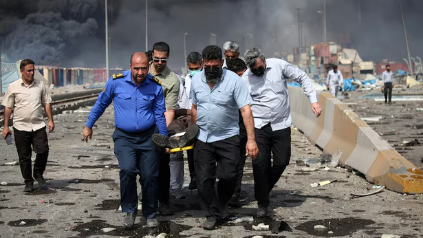 Explosion dans un port en Iran: le bilan monte à au moins 40 morts Explosion dans un port en Iran: le bilan monte à au moins 40 morts