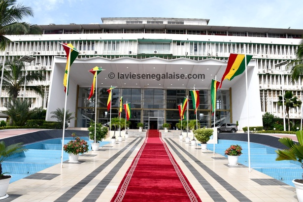 Assemblée nationale :Deux anciens ministres convoqués pour audition ce mercredi Assemblée nationale :Deux anciens ministres convoqués pour audition ce mercredi