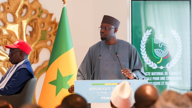 État, syndicats et patronat : un pacte pour désamorcer la crise sociale État, syndicats et patronat : un pacte pour désamorcer la crise sociale