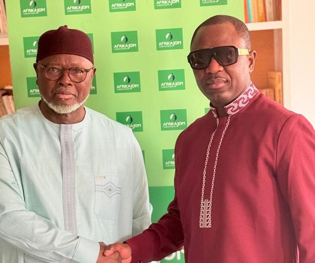 Alioune Tine : « Le redoutable chroniqueur Badara Gadiaga faisait partie des plus jeunes militants…» Alioune Tine : « Le redoutable chroniqueur Badara Gadiaga faisait partie des plus jeunes militants…»