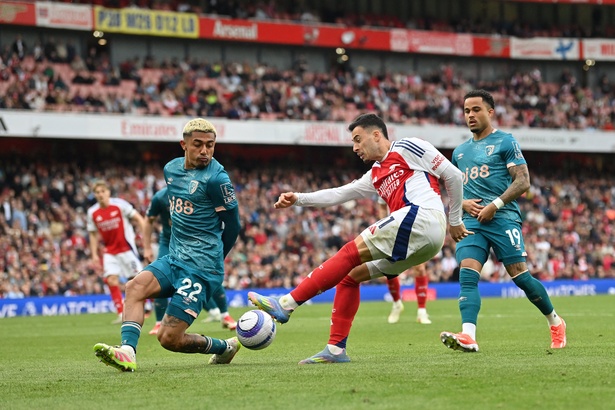 Premier League : Arsenal chute face à Bournemouth Premier League : Arsenal chute face à Bournemouth