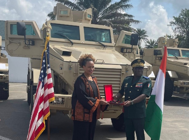 Terrorisme : les États-Unis offrent 12 blindés à la Côte d’Ivoire pour sécuriser le nord Terrorisme : les États-Unis offrent 12 blindés à la Côte d’Ivoire pour sécuriser le nord