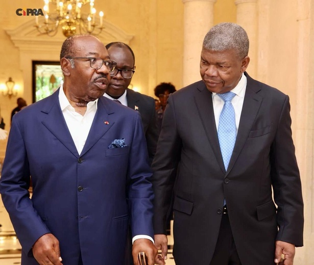 Gabon : Ali Bongo reçoit le président angolais João Lourenço à Libreville Gabon : Ali Bongo reçoit le président angolais João Lourenço à Libreville