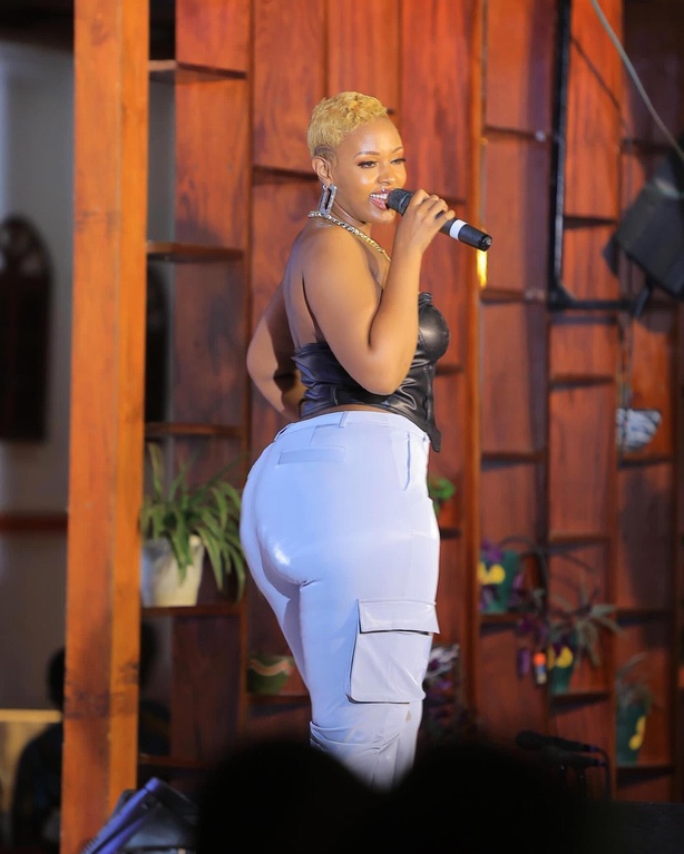 À la découverte de l'artiste Laika ! À la découverte de l'artiste Laika !