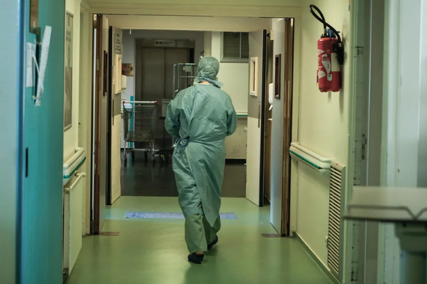 Scandale à Pikine: un aide-infirmier émet de faux certificats médicaux Scandale à Pikine: un aide-infirmier émet de faux certificats médicaux