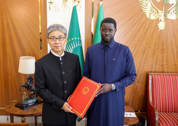 Diplomatie  : Quatre nouveaux ambassadeurs accrédités au Sénégal Diplomatie  : Quatre nouveaux ambassadeurs accrédités au Sénégal