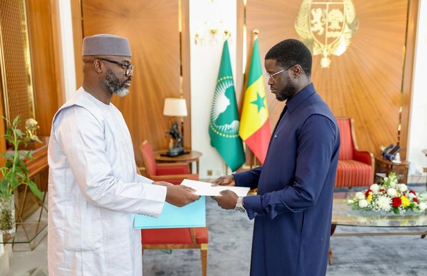 Diplomatie  : Quatre nouveaux ambassadeurs accrédités au Sénégal Diplomatie  : Quatre nouveaux ambassadeurs accrédités au Sénégal