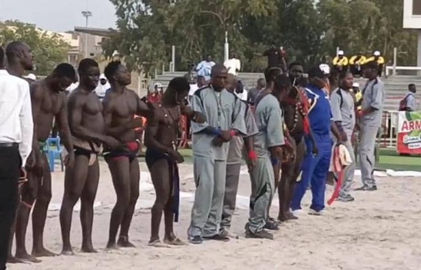 Drapeau du Chef de l'Etat : les champions de Dakar défient les Saloum-Saloum à Ziguinchor Drapeau du Chef de l'Etat : les champions de Dakar défient les Saloum-Saloum à Ziguinchor
