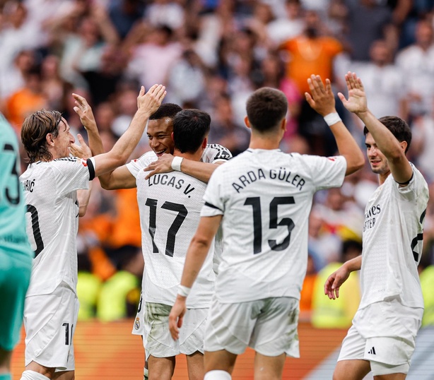 Liga : Le Real Madrid termine la saison sur une victoire 2-0 contre la Real Sociedad Liga : Le Real Madrid termine la saison sur une victoire 2-0 contre la Real Sociedad