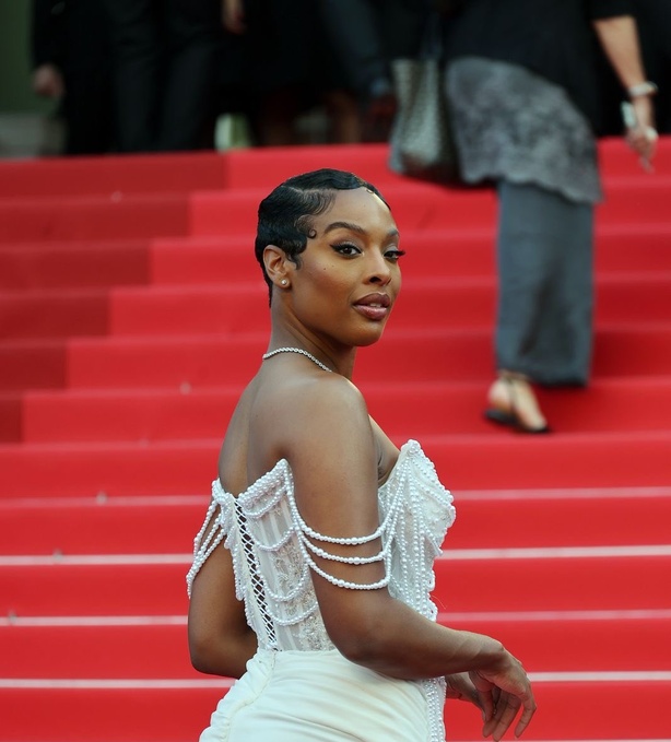 Cannes 2025 : Miss France crée l’événement avec sa propre robe Cannes 2025 : Miss France crée l’événement avec sa propre robe