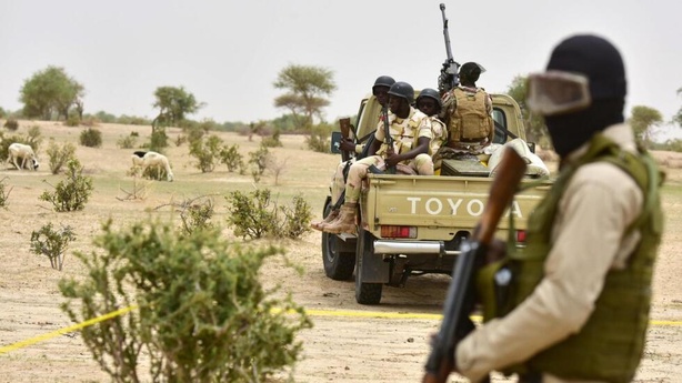 Niger : au moins 40 soldats tués dans une attaque jihadiste à Eknewane Niger : au moins 40 soldats tués dans une attaque jihadiste à Eknewane