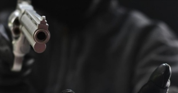 Braquage au Lac Rose : des hommes armés et encagoulés dévalisent une ferme Braquage au Lac Rose : des hommes armés et encagoulés dévalisent une ferme