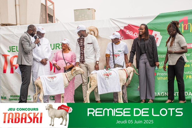 « Merci à la LONASE ! » : des parieurs émus repartent avec leurs moutons « Merci à la LONASE ! » : des parieurs émus repartent avec leurs moutons