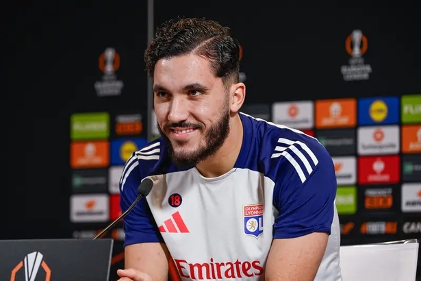 Transfert : Rayan Cherki bientôt à Manchester City Transfert : Rayan Cherki bientôt à Manchester City