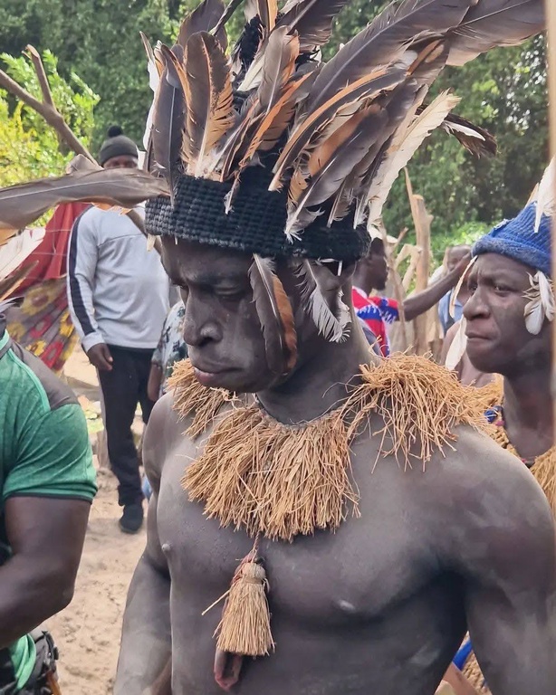 Casamance : Krépin Diatta participe à l’initiation rituelle du Kahát Casamance : Krépin Diatta participe à l’initiation rituelle du Kahát