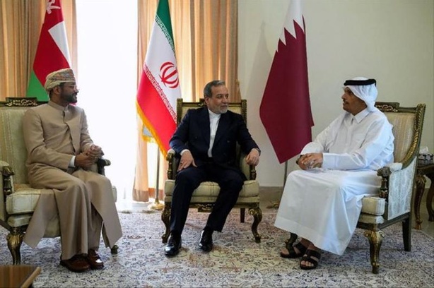 Le Qatar et Oman informés par l’Iran qu’il ne négocierait pas « tant qu’il est attaqué » Le Qatar et Oman informés par l’Iran qu’il ne négocierait pas « tant qu’il est attaqué »