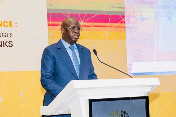 Cheikh Diba : « La dette du Sénégal est gérée de manière responsable et conforme à nos engagements » Cheikh Diba : « La dette du Sénégal est gérée de manière responsable et conforme à nos engagements »