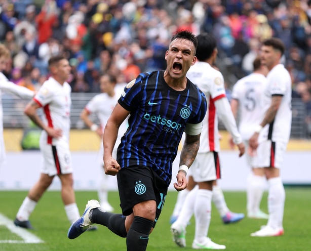 Coupe du Monde des Clubs : l’Inter Milan s’impose in extremis face à Urawa (2-1) Coupe du Monde des Clubs : l’Inter Milan s’impose in extremis face à Urawa (2-1)