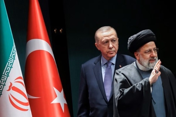 La Turquie se propose de jouer les médiateurs entre Téhéran et Washington La Turquie se propose de jouer les médiateurs entre Téhéran et Washington