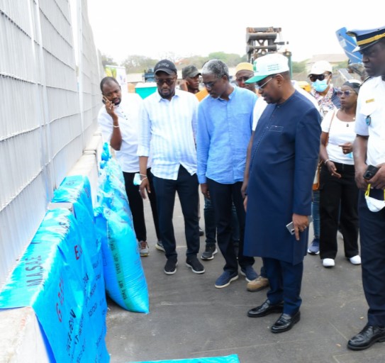 CAMPAGNE AGRICOLE : 33.000 tonnes d’urée perlée déchargées au Port de Dakar CAMPAGNE AGRICOLE : 33.000 tonnes d’urée perlée déchargées au Port de Dakar