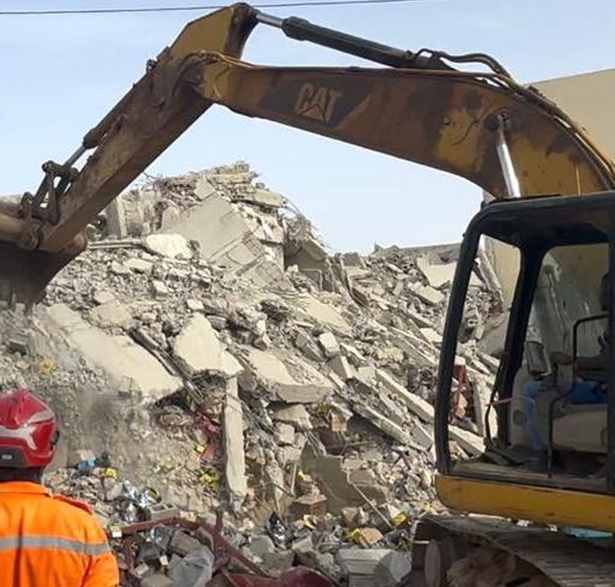 La ville de Touba frappée par un nouvel effondrement meurtrier : trois morts et deux blessés La ville de Touba frappée par un nouvel effondrement meurtrier : trois morts et deux blessés