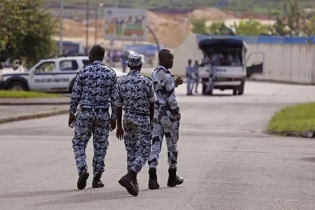 Côte d’Ivoire: les cinq gendarmes arrêtés par des supplétifs de l’armée burkinabè ont été libérés Côte d’Ivoire: les cinq gendarmes arrêtés par des supplétifs de l’armée burkinabè ont été libérés
