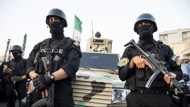 Iran : la « chasse aux traîtres » s’intensifie Iran : la « chasse aux traîtres » s’intensifie