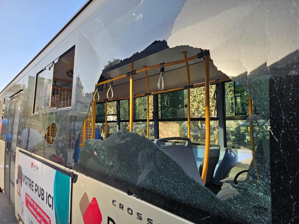 Fatick : Un bus de « Dakar Dem Dikk » impliqué dans un accident…plusieurs blessés Fatick : Un bus de « Dakar Dem Dikk » impliqué dans un accident…plusieurs blessés