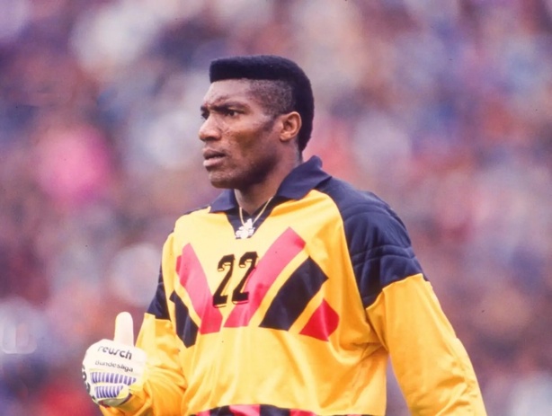 Le football nigérian en deuil : Peter Rufai s’en est allé Le football nigérian en deuil : Peter Rufai s’en est allé